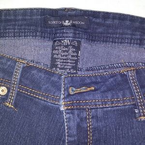 Source of Wisdom denim capris